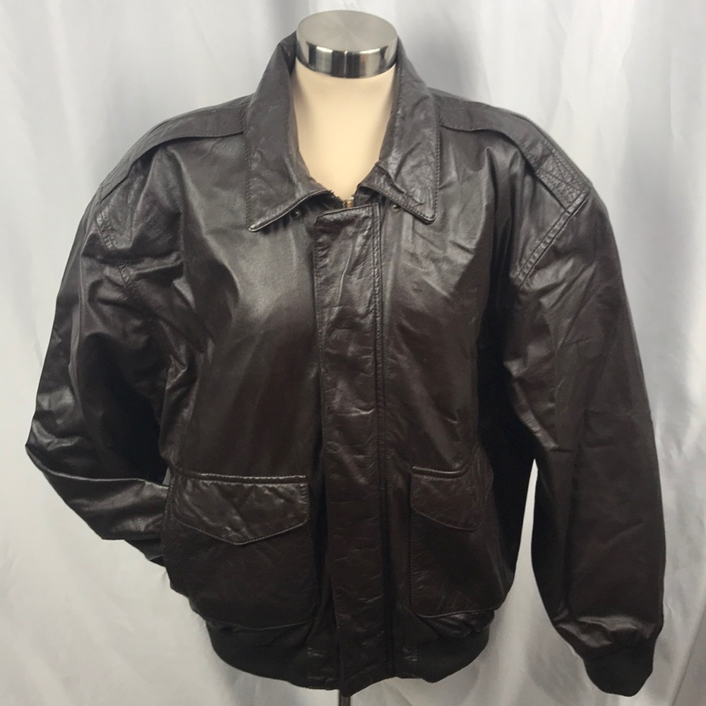 Vintage Leather Flight Jacket ❤️ HOST PICK❤️